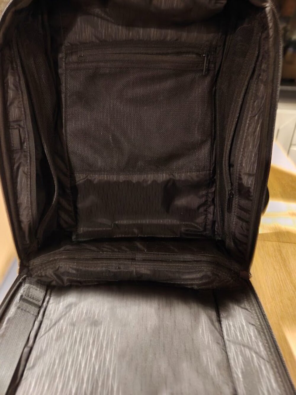 Tesla Core Backpack - Picture 6 of 7